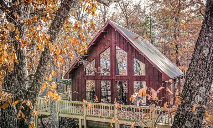 Mentone Cabin | Beautiful Views from the Brow of the Mountain ~ Just Minutes from Historic Mentone