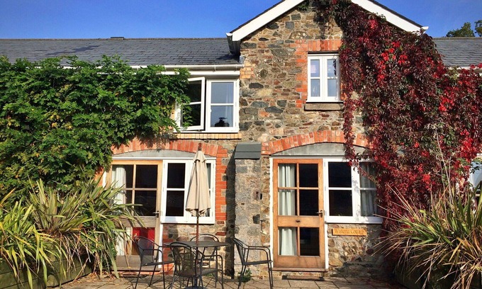 Liverton House | Beautiful villa for 4 people with WIFI, terrace, pets allowed and parking