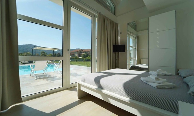 Ameglia Villa | Beautiful Villa Surrounded By Mediterannean Trees
