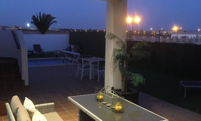 Caleta de Fuste Villa | Beautiful Villa with Private Pool