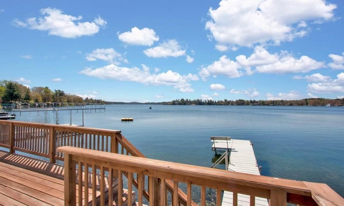 Wautoma House | Beautiful Water's Edge Retreat on Big Silver Lake, Wautoma