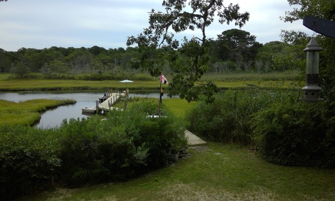 South Dennis House | Beautiful Waterfront-Relaxin' on the River!