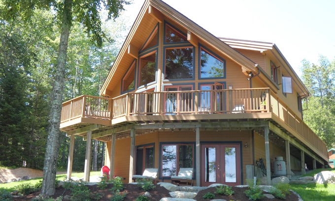 Marlboro House | Beautiful waterfront home only 25 minutes to Acadia National Park!
