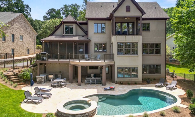 Denver House | Beautiful Waterfront Home with Pool/Hot Tub - Ideal for up to 14 Guests