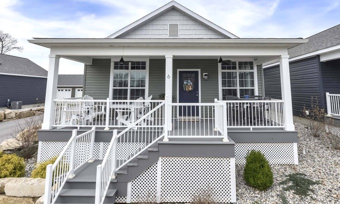 Marblehead Condo | Beautiful Waterview at Bay Point 3 Bedroom Home in Marblehead on Lake Erie