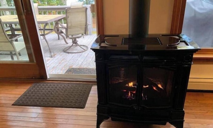 Surry House | Beautiful Year Round Maine Retreat: Lakeside Cottage with dock and boats
