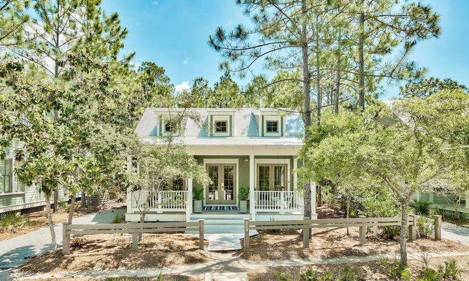 Forest District House | Beautifully Decorated Wheelchair friendly 3 Bedroom House