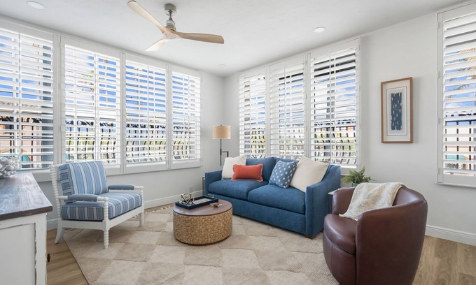 Venice Apartment | Beautifully Remodeled 2-Bedroom, 2-Bath Apt in Historic Downtown Venice, FL