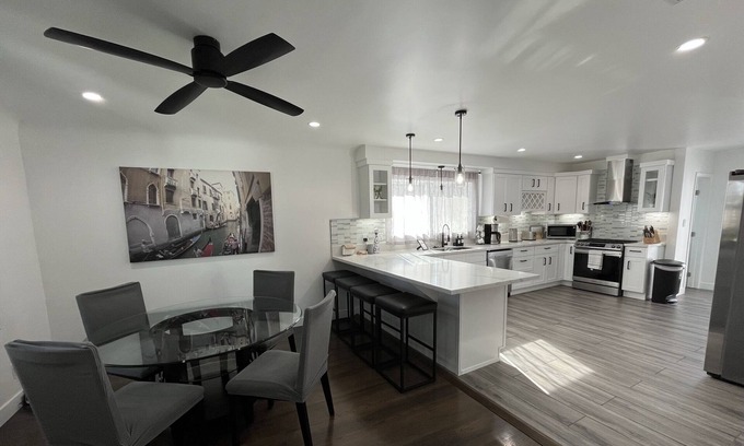 Montebello House | Beautifully Renovated Modern/Chic Home in Montebello
