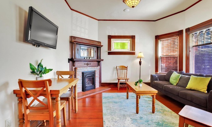 Downtown San Diego House | Beautifully Restored Downtown Victorian