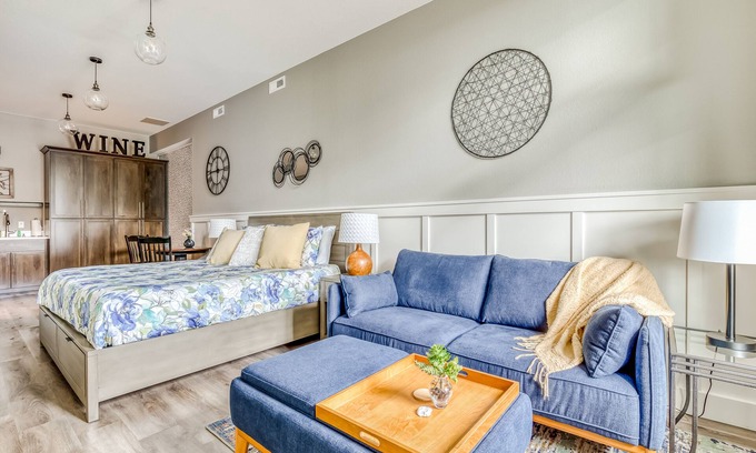 McMinnville Apartment | Beautifully-updated, ground floor studio with a kitchenette, & free WiFi