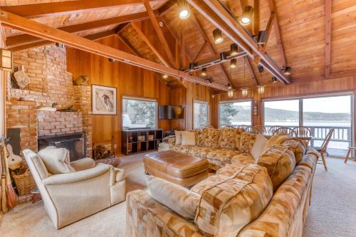 Truckee House | Beaver Cove Lodge