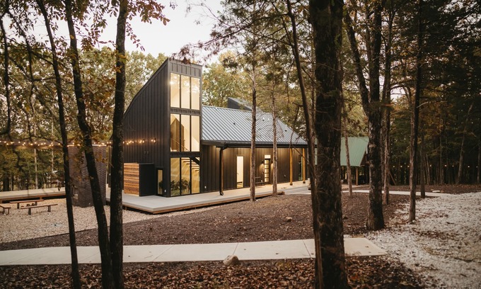 Garfield House | Beaver Lake Home with Guest House - Sleeps 16