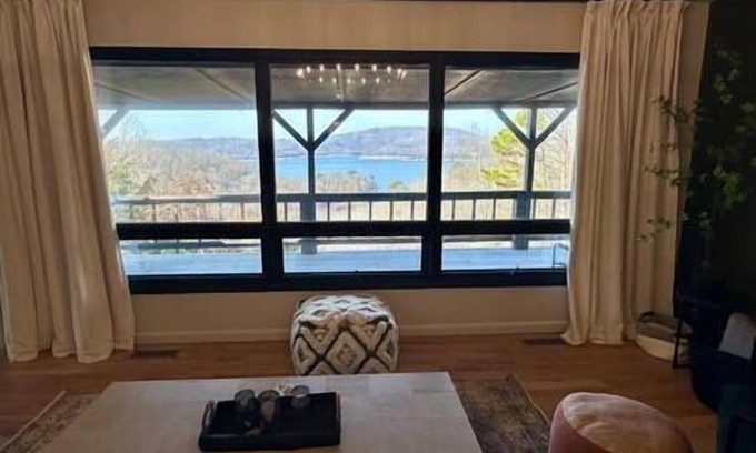 Sylvan Shores House | Beaver Lake View Haus