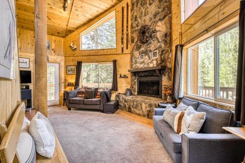 Taos Ski Valley House | Beaver Pond Chalet