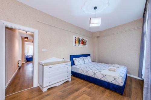 Arnavutkoy Apartment | Bebek Bosphorus Central Flat