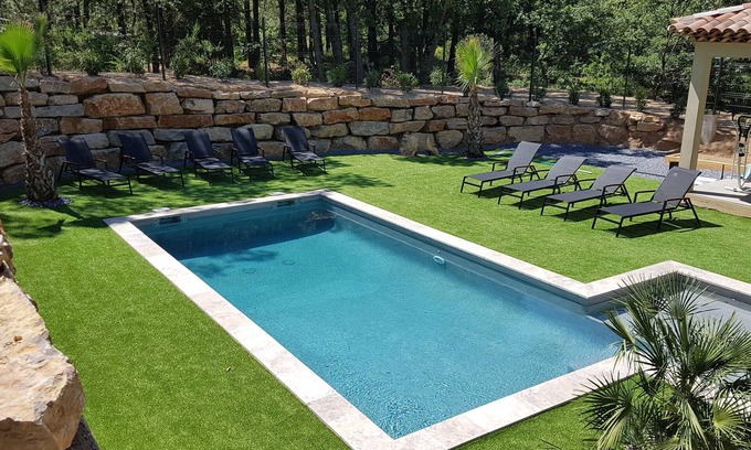 Plan-de-la-Tour Bed & Breakfast | Bed and breakfast in the heart of the Plan de la Tour vineyards VILLA SAONA