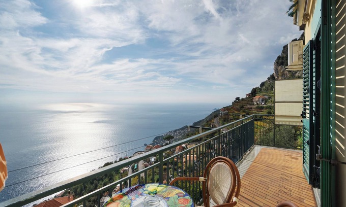 San Michele Bed & Breakfast | Bed and Breakfast 'Camera Ravello Con Vista Mare' with Sea View, Wi-Fi and Air Conditioning