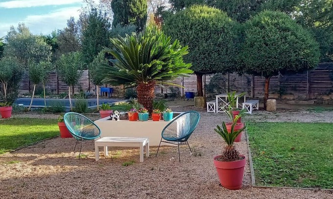 Saint-Andre-de-Sangonis Bed & Breakfast | Bed and Breakfast 'Grande Chambre' with Shared Pool, Shared Garden and Wi-Fi