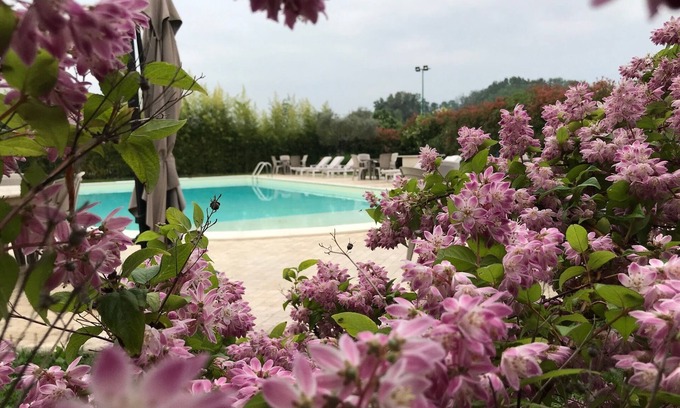 Castel Maggiore Bed & Breakfast | Bed & Breakfast Case Osti