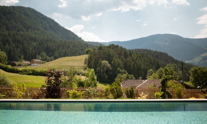San Lorenzo di Sebato House | Bed & Breakfast "Castel Maurn Suite Radetzky" with Mountain View, Shared Pool & Wi-Fi