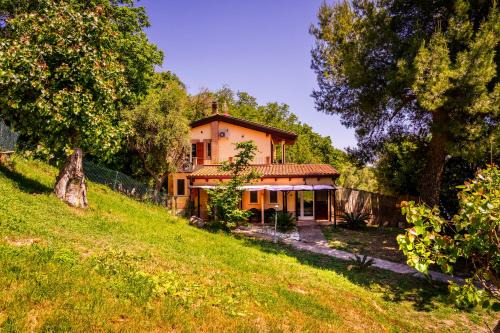 Lapedona Bed & Breakfast | Bed & Breakfast Duchessa - 2 Private Rooms with Ensuite Bathrooms