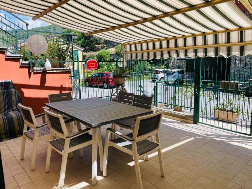 Avegno Apartment | Beds house, pace e tranquillità a 5 min dal mare.
