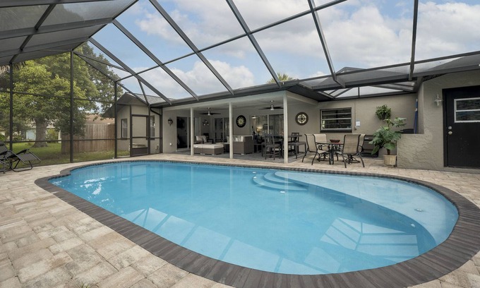 Indian Trails House | Beechwood Oasis | Canal Front, Private Pool!