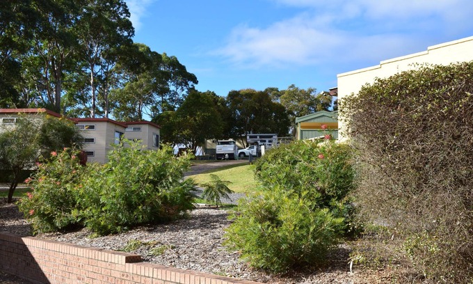 Bega Hotel | Bega Caravan Park