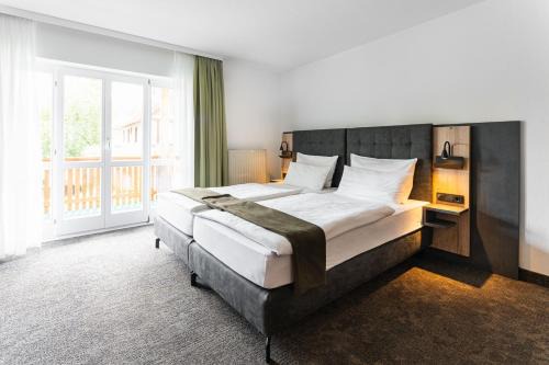 Mittelstreu Hotel | Bei Storaths