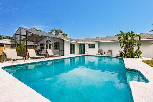 Palm River Estates House | Bel Sole