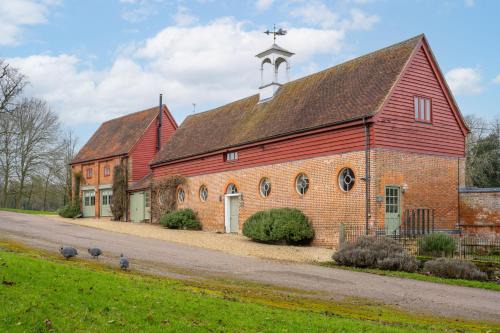 Sudbury House | Belchamp Hall Hayloft and Stables
