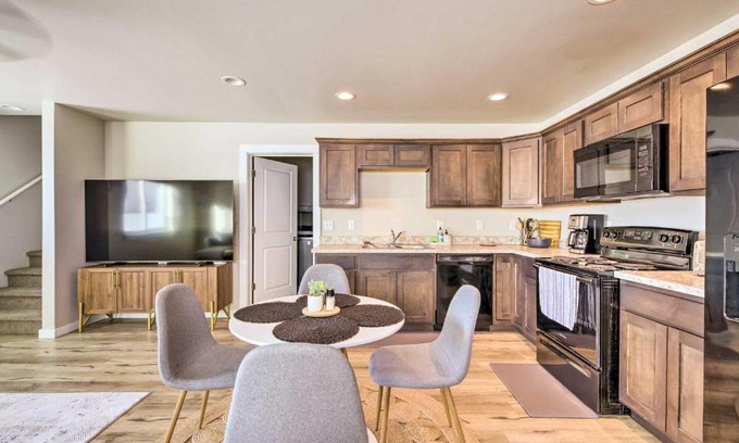 Bozeman House | Belgrade Vacation Rental with Mountain Views!