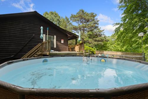 Morganton House | Bell House