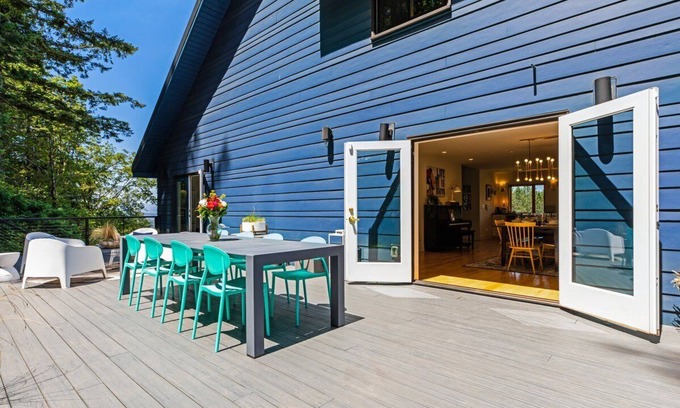 Newberg House | Bella Ridge ~ A Luxury 5 bedroom, family & dog-friendly, entertainers haven!