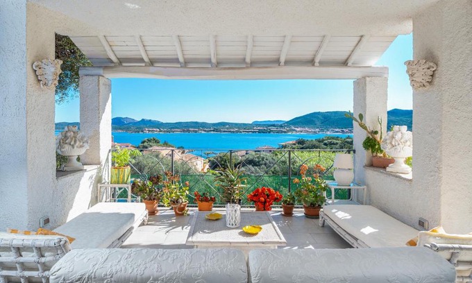 Golfo di Marinella House | Bella Vista Marinella 1