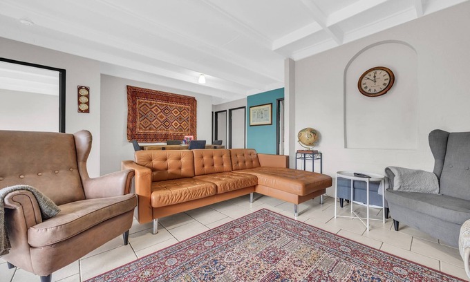 Eden Cabin | Bellbird Rise: Pet Friendly