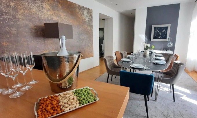 Innere Stadt Apartment | Belle Art * Design Apartment Vienna *