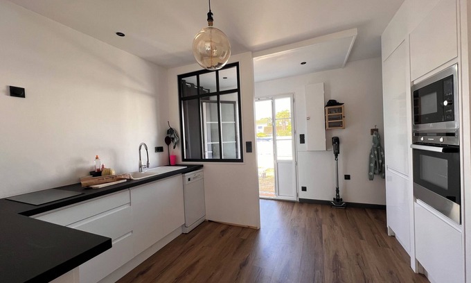 Royan House | Belle Maison au Cœur du Parc de Royan
