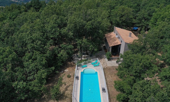 Vacheres House | Belle Maison Avec une Dépendance et Piscine Privée au Cœur de la Provence