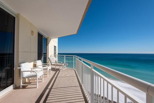 Navarre Beach Apartment | Belle Mer 1102