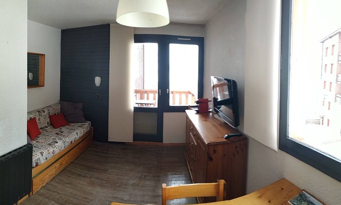 Belle Plagne Apartment | Belle plagne, at the foot of the slopes, divisible studio, S/O balcony, Saturday/Saturday rental