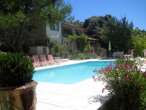 Saint-Victor-des-Oules Villa | Belle villa piscine Provence Uzes climatisée