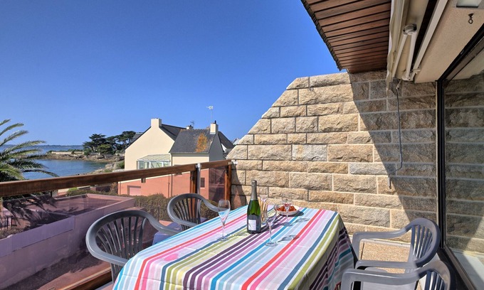Kerroch Apartment | Belle Vue Mer et Groix by Interhome