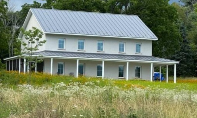 Hillsdale House | Bellwether: Comfort, Resilience, Passive House, Autoclaved Aerated Concrete