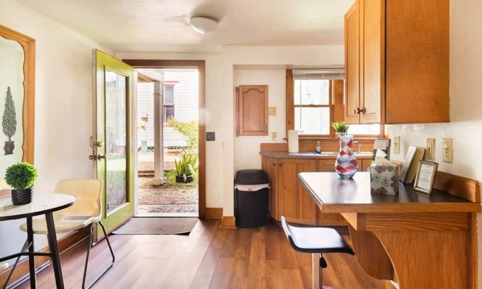 Gainesville Apartment | Belong Downtown 1br 1ba