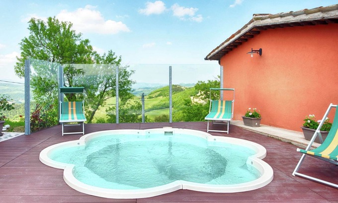 SantʼAngelo in Vado Villa | Belvilla by OYO Borgo Tre