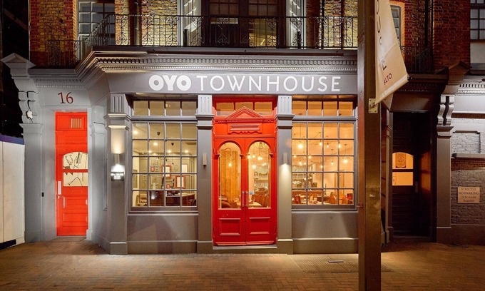 Loxford Apartment | Belvilla Ilford Hill Hotel London Standard twin