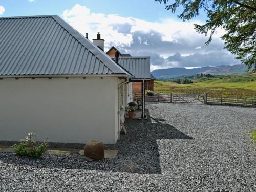 Crieff House | Ben Hennie