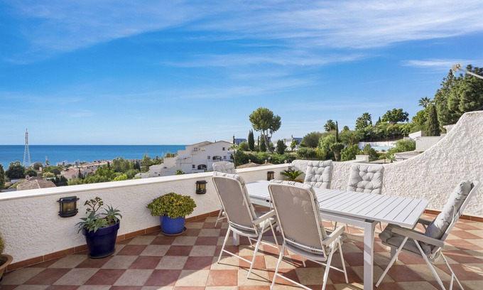 La Capellania Apartment | Benalmadena balcony over the sea by Costarentals - Ref 17